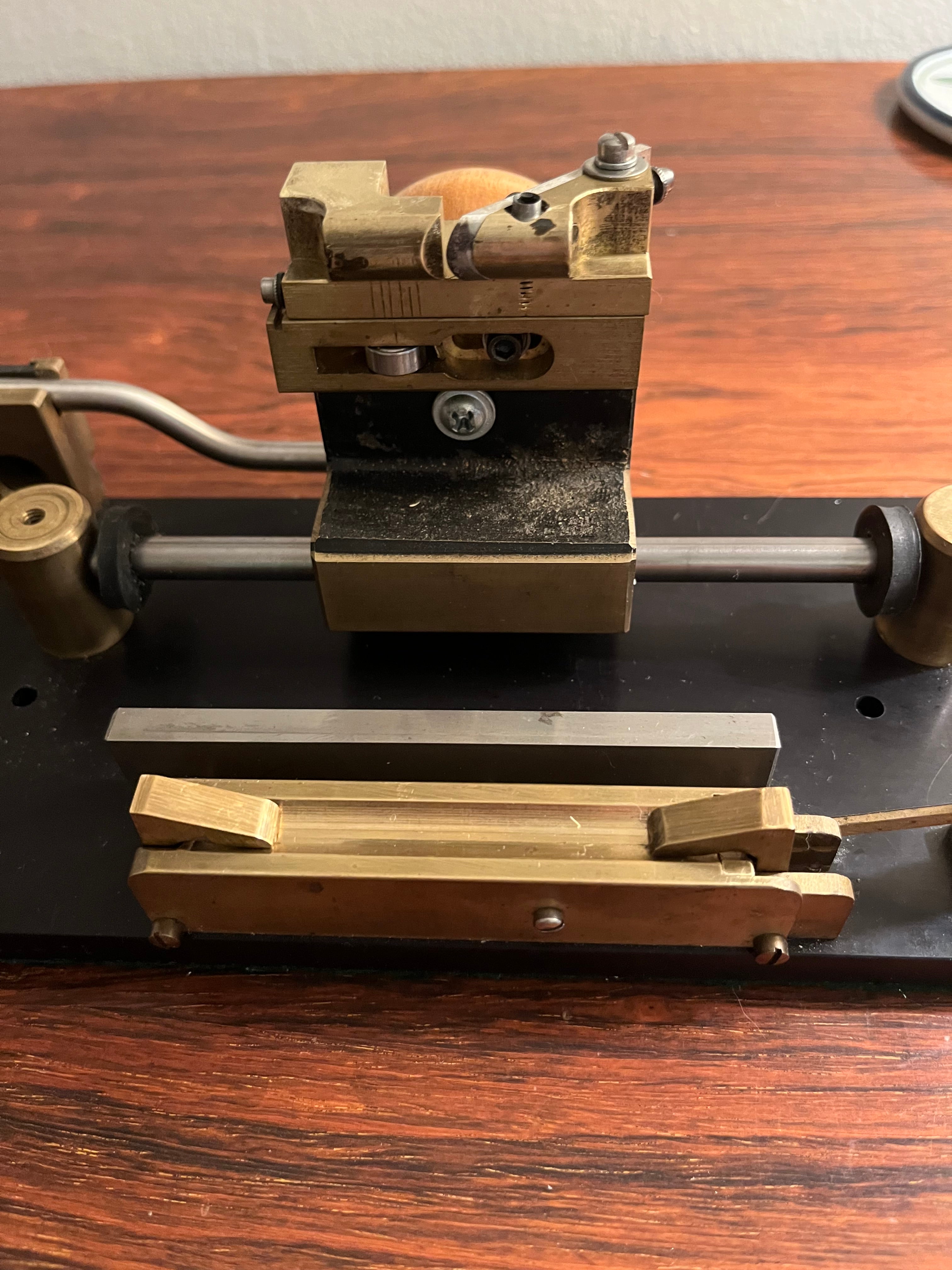 RDG Oboe Gouger- 11 mm- Open Box